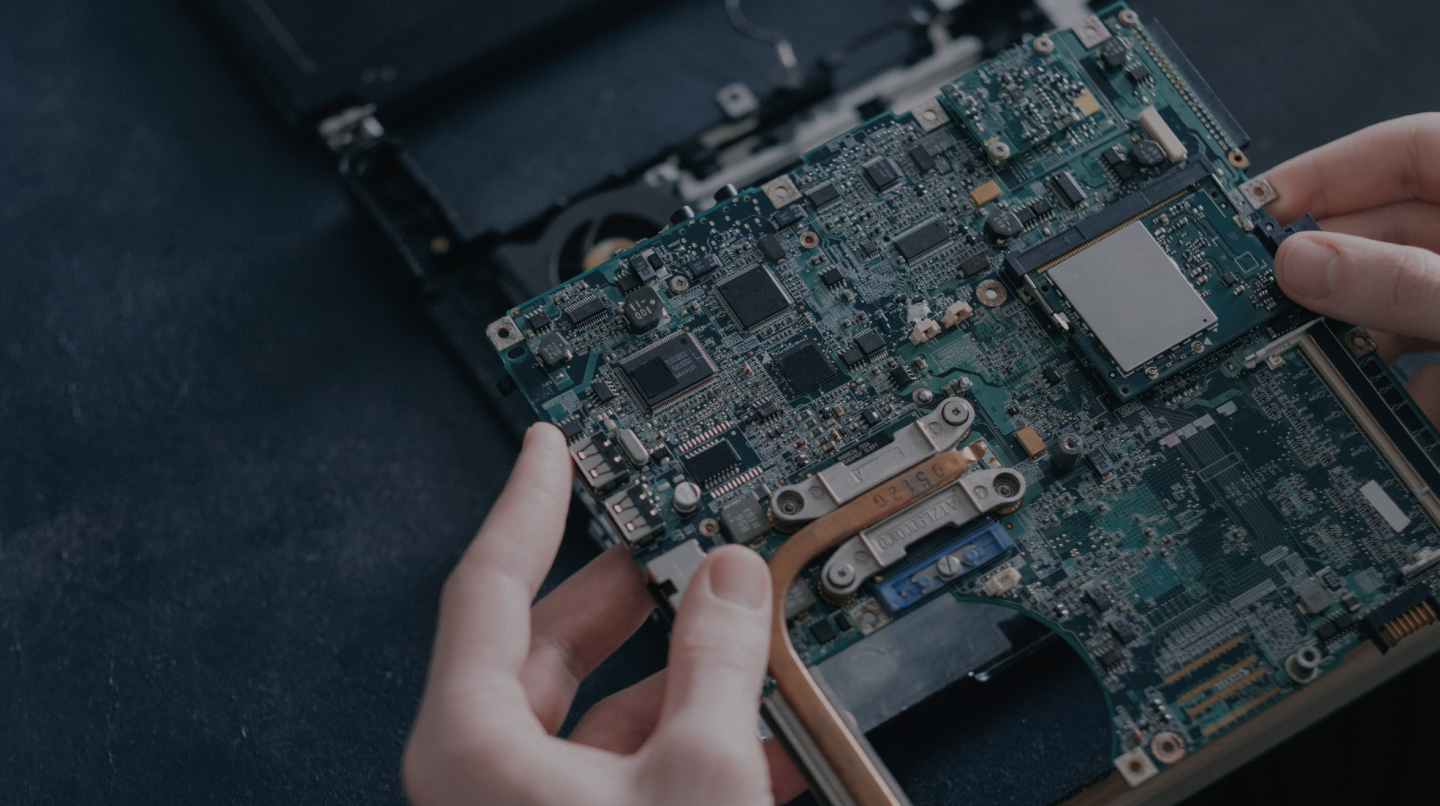 Blokowanie Podatności Nieaktualizowanego Firmware